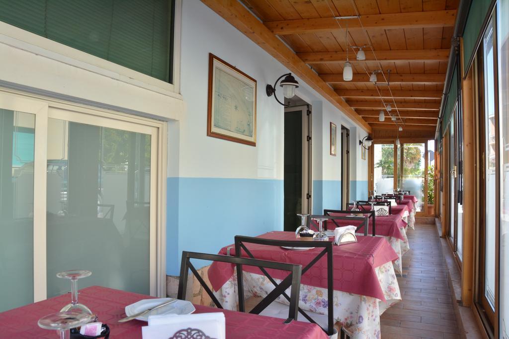 Hotel Galassi Numana Extérieur photo
